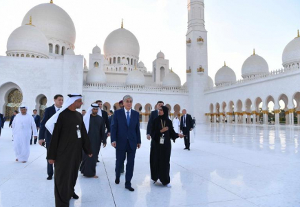 Қасым-Жомарт Тоқаев Әбу-Дабидегі шейх Заид мешітінде болды