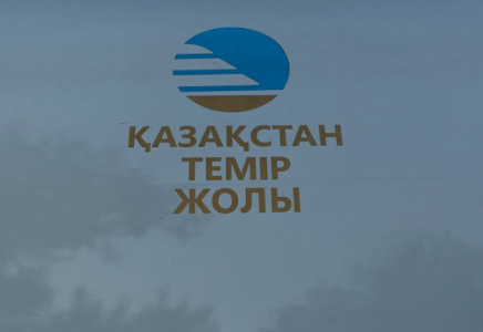 Вокзалда адамдар тапталып қала жаздады: ҚТЖ жағдайды түсіндірді