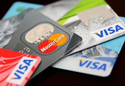 Ресейде бүгіннен бастап Visa және Mastercard төлем карталары жұмысын тоқтатты