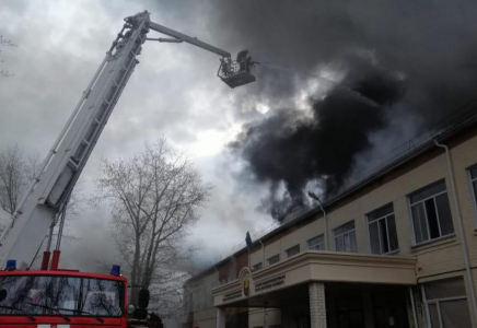 Павлодарда өрт шыққан мектепте химия пәнінің мұғалімі зардап шекті