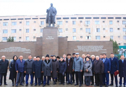 Шымкентте Тұрар Рысқұловтың мерейтойына арналған халықаралық конференция өтті