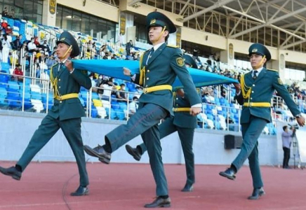 ТҮРКІСТАН: «Әскери парадтта» күлкіге қалған жауынгерлер студент болып шықты