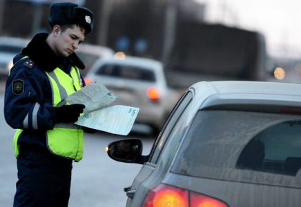 Бүгіннен бастап қазақстандықтар көлікті жүргізуші куәлігінсіз жүргізе алады