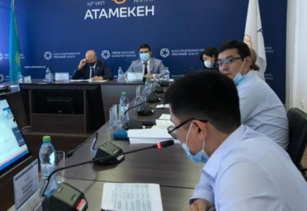 ТҮРКІСТАН: Кәсіпкерлер алаңдатқан мәселелерді ортаға салды