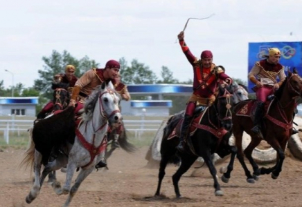 Нұр-Сұлтанда бәйге түрлерінен Елбасы кубогы турнирі өтеді