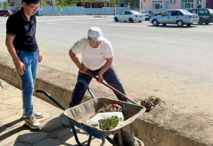 «ТАЗА ҚАЗАҚСТАН»: Созақта сенбілік ұйымдастырылды