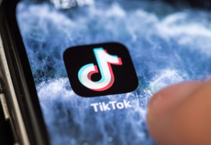 Шығысқазақстандық әйел Tik-Tok-тағы видеосы үшін 4 күн көше сыпыратын болды