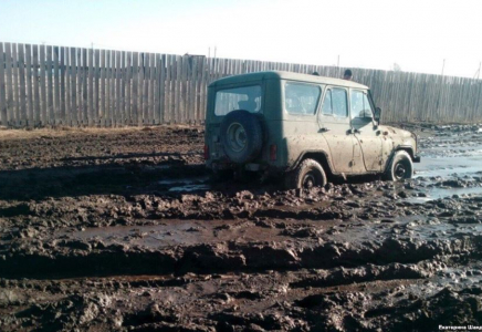 Жолды өз бетінше жөндеген  зейнеткер жауапқа тартылды