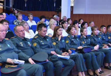 ШЫМКЕНТ: Күзгі әскерге шақыру науқанын ұйымдастыру мен өткізу тақырыбында жиын өтті