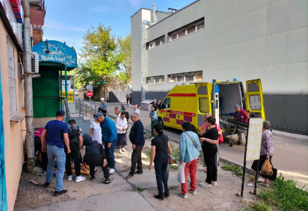 Өскеменде үшінші қабаттағы балкон опырылып, әйел жерге құлап түсті