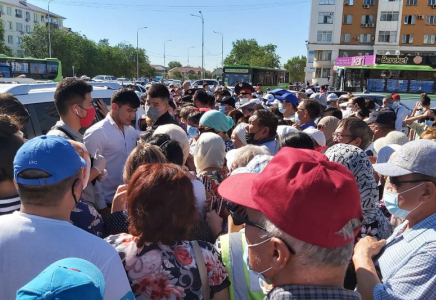 Атырауда санитарлық талаптың сақталмауынан тегін дәрі-дәрмек таратылған жоқ