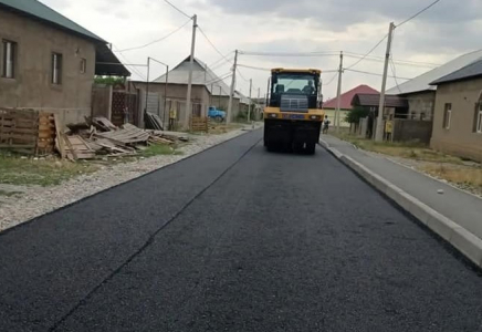 ШЫМКЕНТ: Еңбекші ауданында екі көшеге асфальт төселді