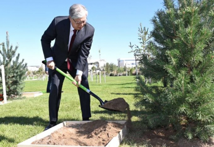 ТҮРКІСТАН: Мемлекет басшысы экобелсенділердің іс-шарасына қатысты