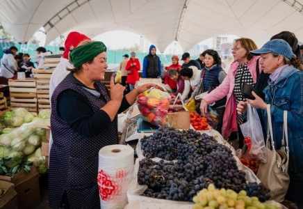 Нұр-Сұлтанда Түркістан өңірі шаруаларының жәрмеңкесі өтіп жатыр