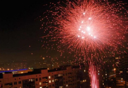 Атырауда сүйіктісіне сөз салу үшін отшашу ұйымдастырған жігітке айыппұл салынды