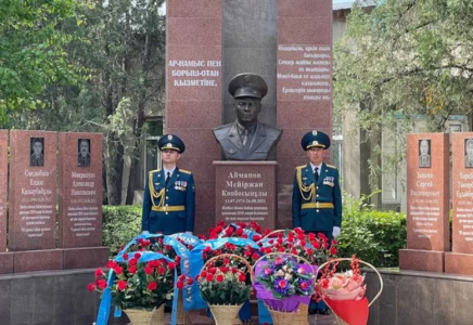 Байзақтағы жарылыста опат болған құтқарушылар құрметіне ескерткіш ашылды