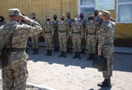 Елімізде әскери қызметкерлердің дене дайындығына қатысты ережелер өзгереді