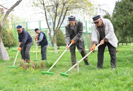 ШЫМКЕНТ: Қаратау ауданында тазалық шаралары қарқынды жүріп жатыр