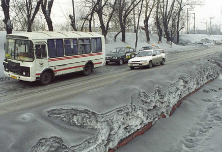 Теміртауда қара қар жауды: Экологтар кінәлілерді анықтап жатыр (видео)