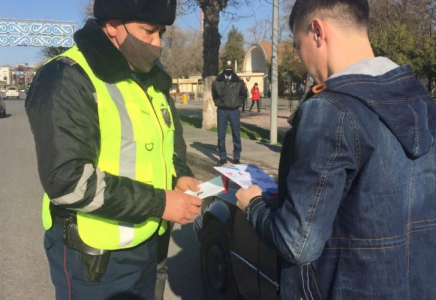 Шымкентте «Жүргізуші! Пара берме!» акциясы өтті