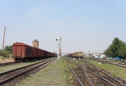 ​Атбасарда сенбілікте оқушы тоққа түсіп өлді: ҚТЖ ресми түсініктеме берді