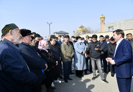 Мұрат Әйтенов Таскен және Мәртөбе тұрғындарымен кездесті