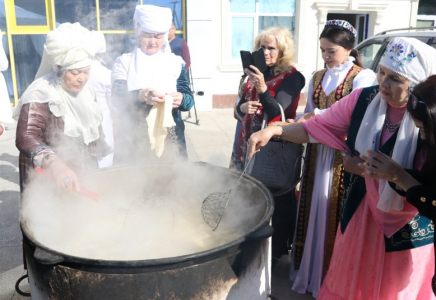 Шымкентте «Қазақ дастарханы» фестивалі өтті