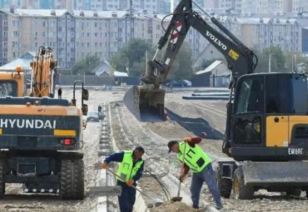 Шымкентте жол-құрылыс жұмыстары қарқынды жүргізіліп жатыр